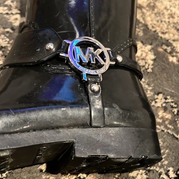 Michael Kors boots - Picture 3 of 7